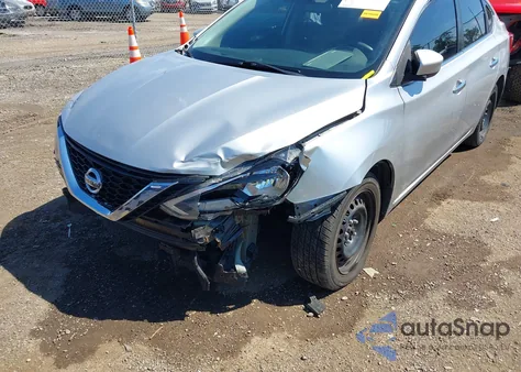 2018 Nissan Sentra S z USA, uszkodzony, nr VIN 3N1AB7AP9JY310712